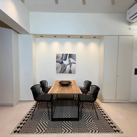 Apartman Kalm I - Curated In The Historic Center Kalamáta