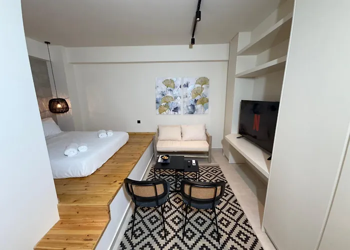 Kalm I - Curated In The Historic Center Apartament Kalamata