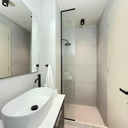 Kalm I - Curated In The Historic Center *