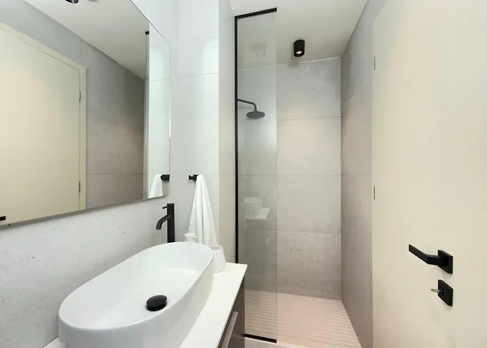 Kalm I - Curated In The Historic Center *